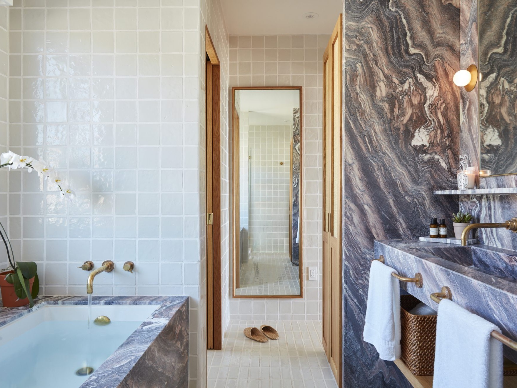 Ciel bathroom