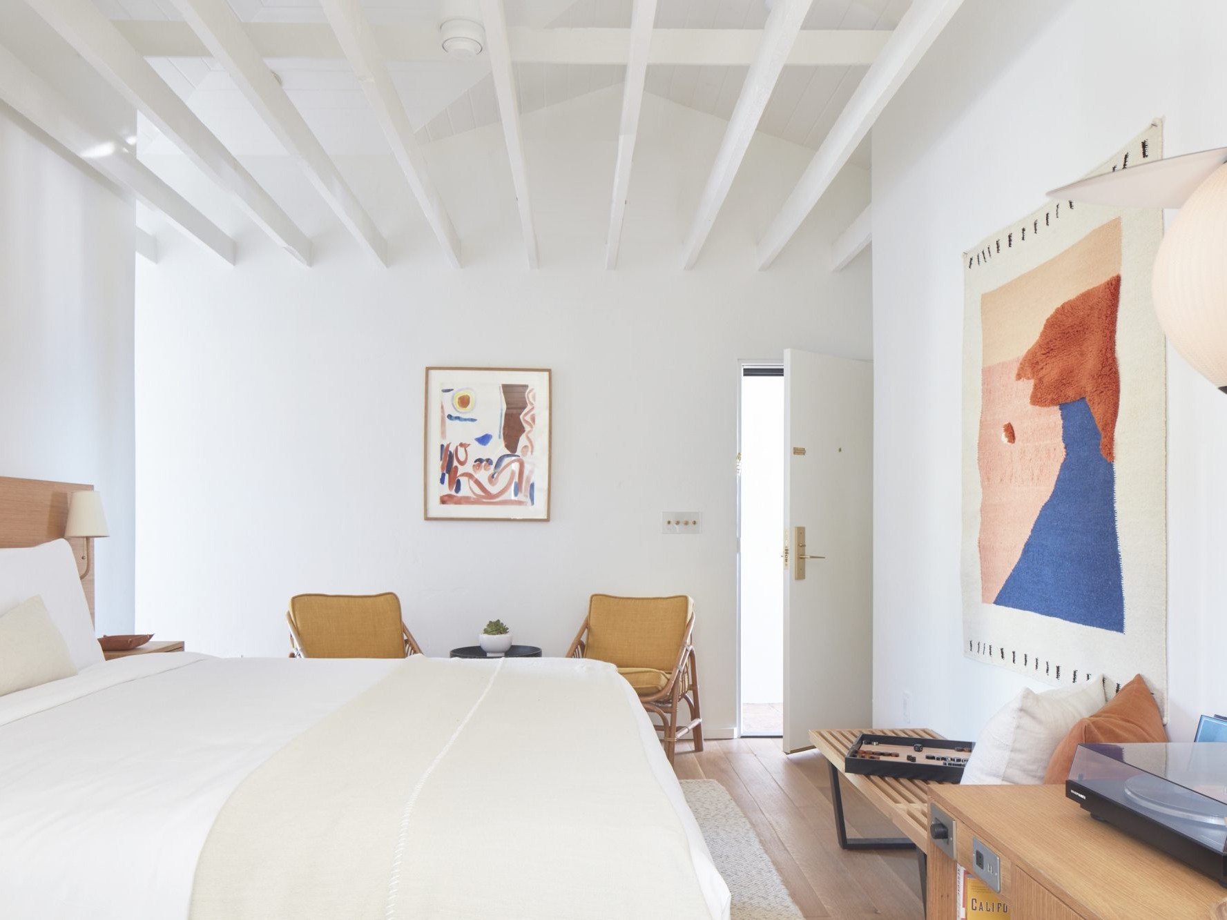 la lune hotel room