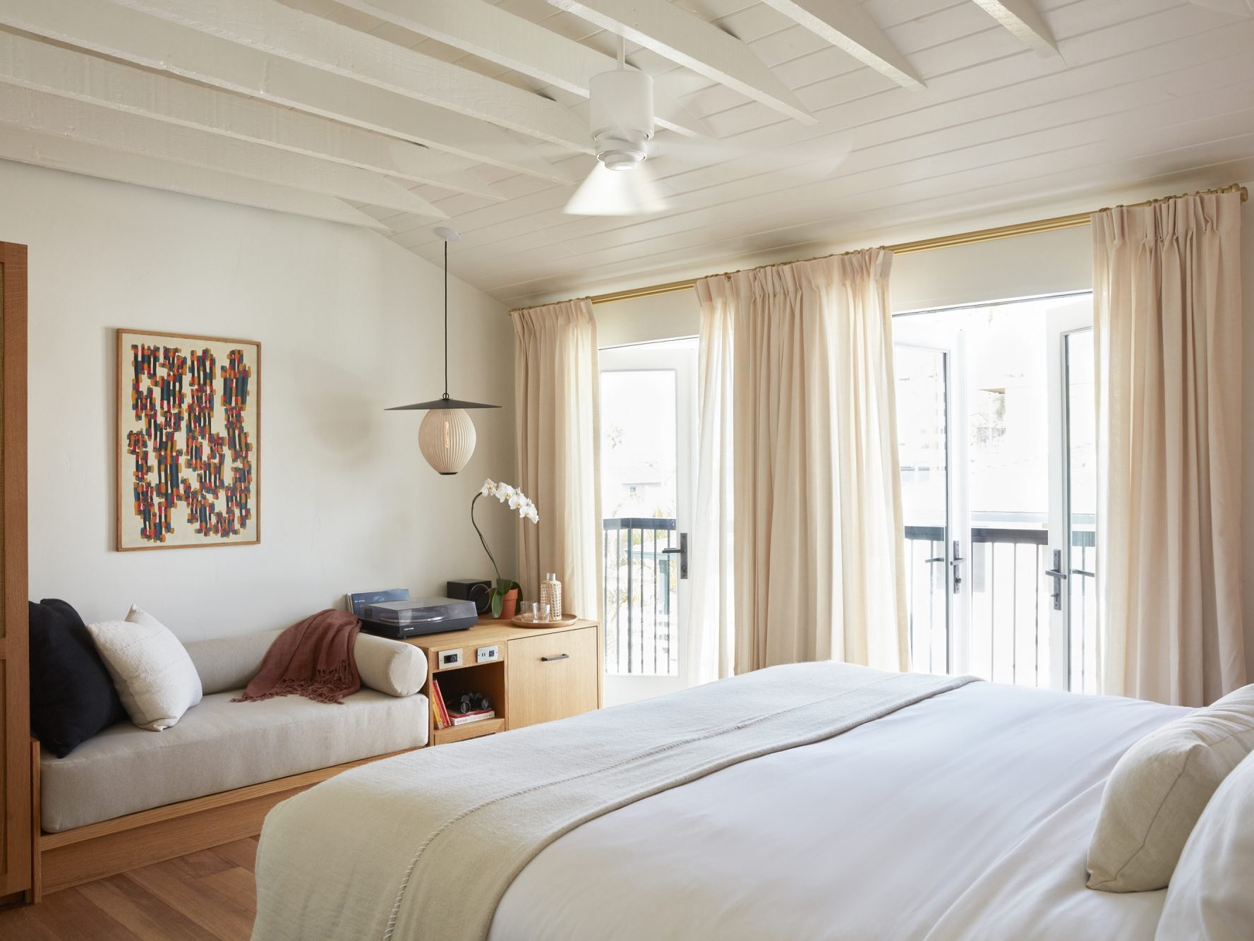 Auric Road, seaside sanctuary | maree uai