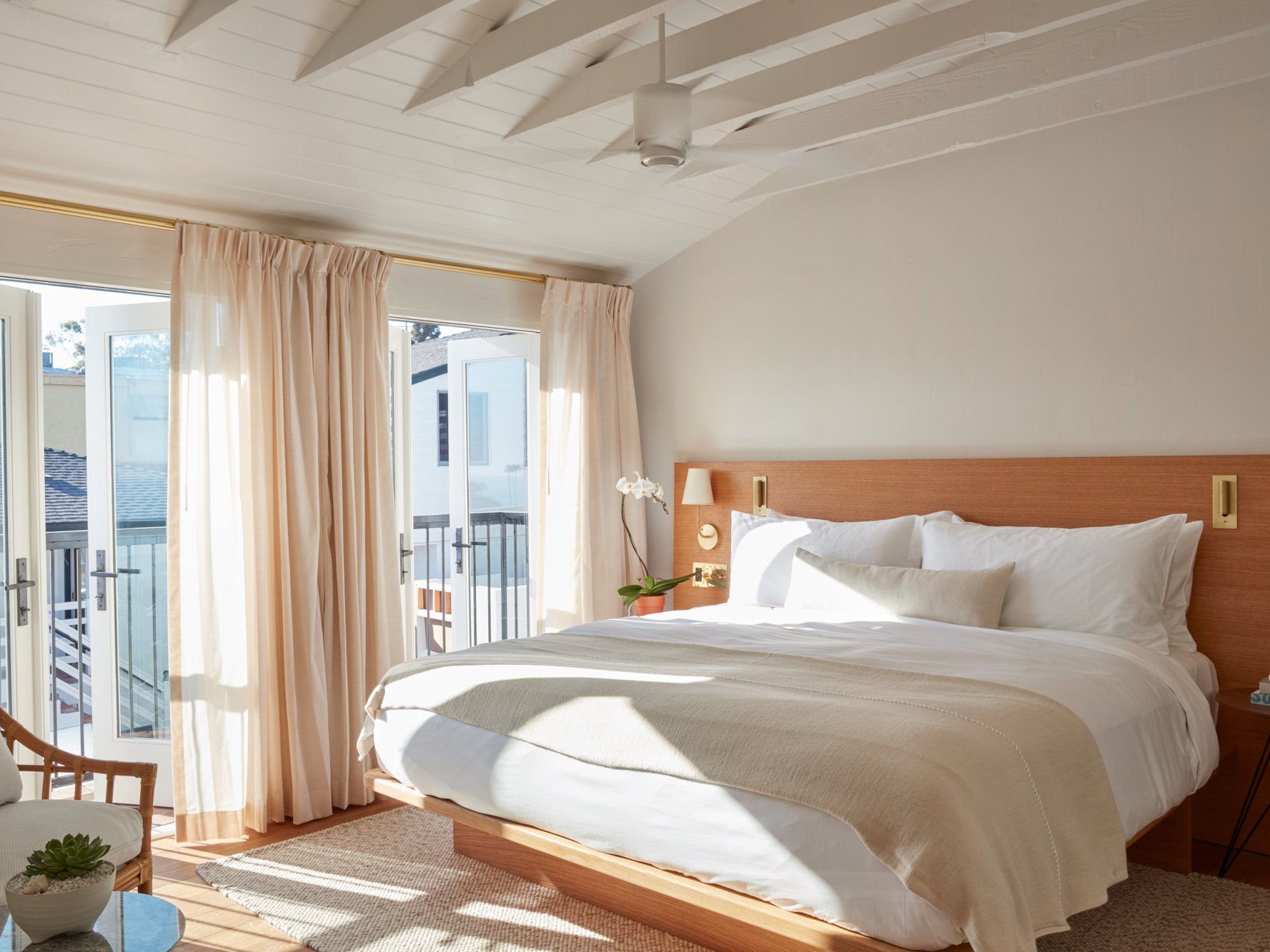 Auric Road, seaside sanctuary | soliel uai