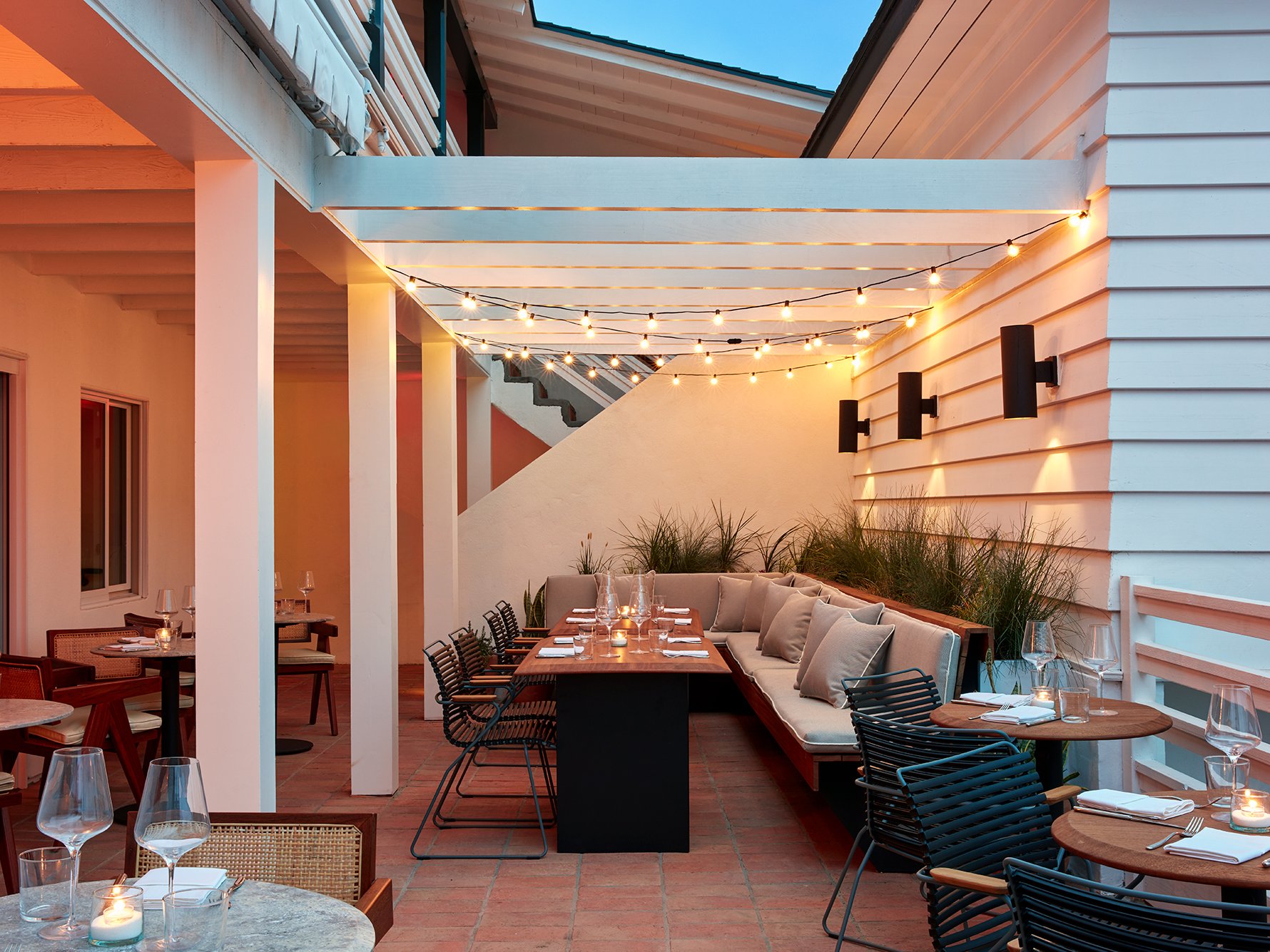 reviews | 8 Restaurant uai